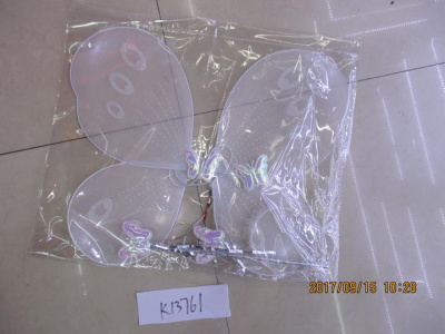 Крылья с палочкой белые, фуксия, голубые, фиолетовые