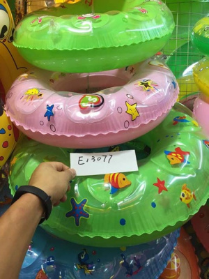 Надувной круг с рыбками малый в пакете Е13077