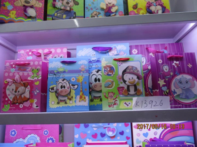 Пакет 30*39см. подарочный с рисунком микс К13926 12шт.уп.8916А